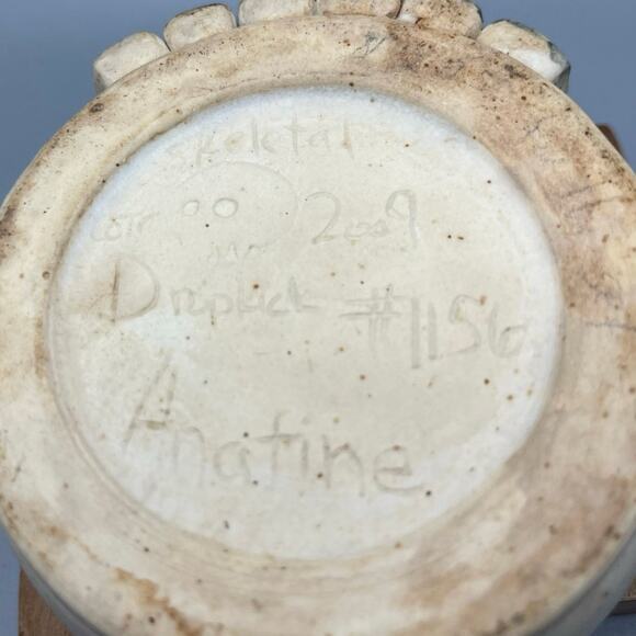 Vtg signed Pottery Skull Ceramic Honey pot Trinket Box Lid Dark Academia Vessel - Picture 9 of 9